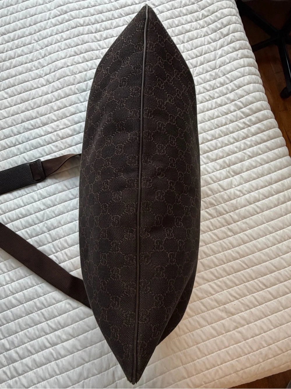 Gucci Black Signature Monogram Large Messenger Bag